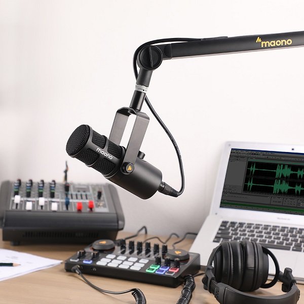 MAONO PD400X Micrófono De Estudio XLR / USB Dinámico Podcast Sin Pedestal